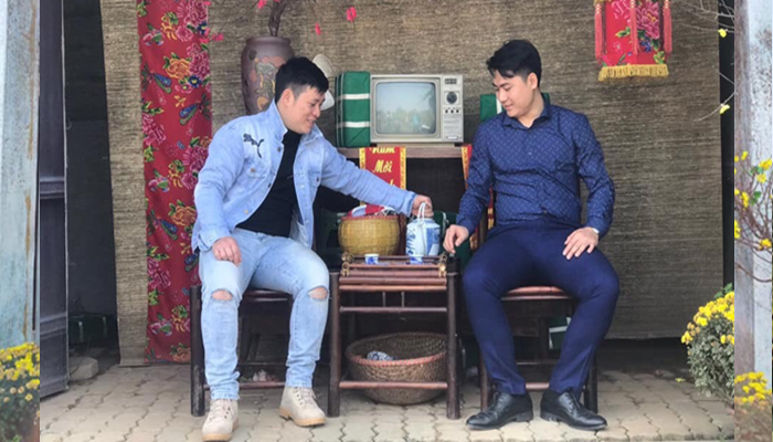 Backdrop was built to describe traditional atmosphere of Tet.